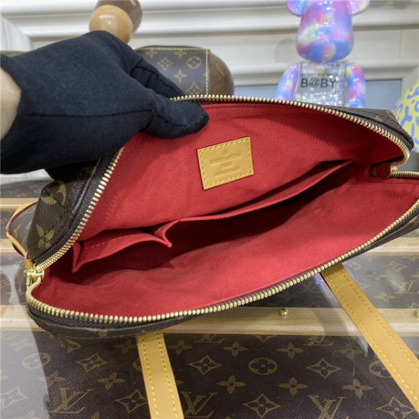 Louis Vuitton Coussin GM Shoulder Bag Monogram