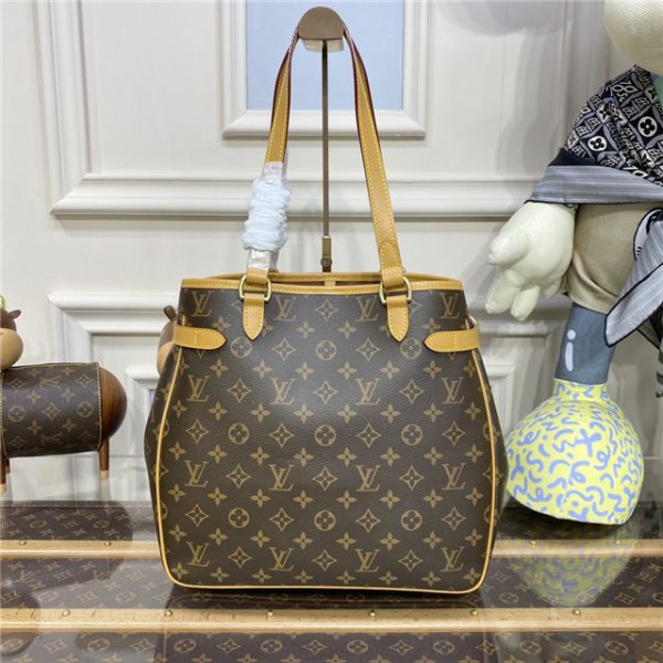 Louis Vuitton Batignolles Vertical MM Monogram