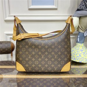 Louis Vuitton Boulogne 35 Shoulder Bag Monogram