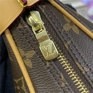 Louis Vuitton Boulogne 30 Shoulder Bag Monogram