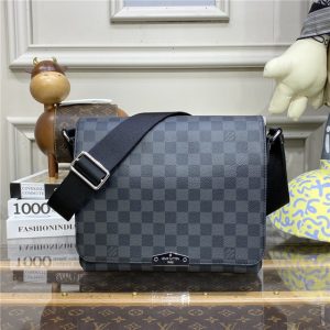 Louis Vuitton District PM Messenger Bag Damier Graphite