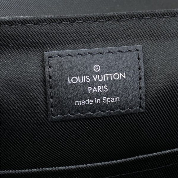 Louis Vuitton District PM Messenger Damier Graphite Canvas